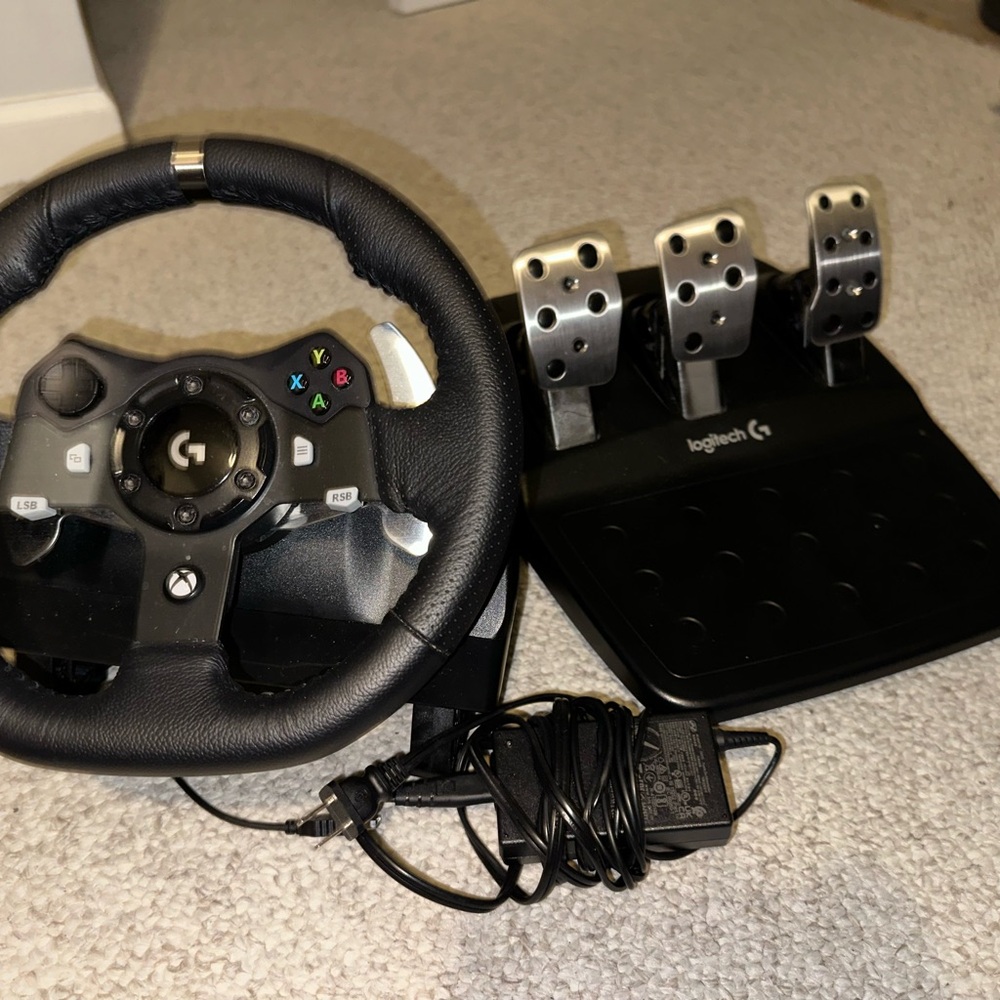 Logitech xbox gaming steering wheel and pedals